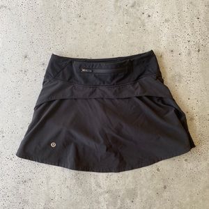 Lululemon Play off the Pleats Skirt 13’